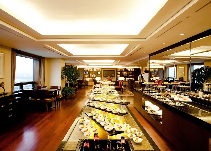 Lotte World Hotel